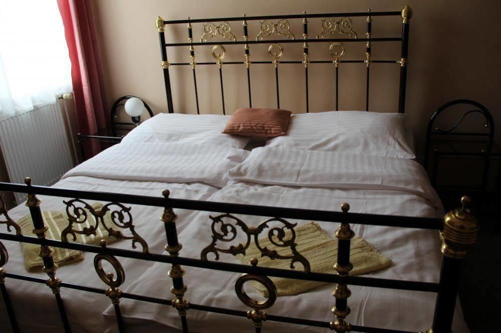 Hotel Roosevelt Litoměřice Buitenkant foto